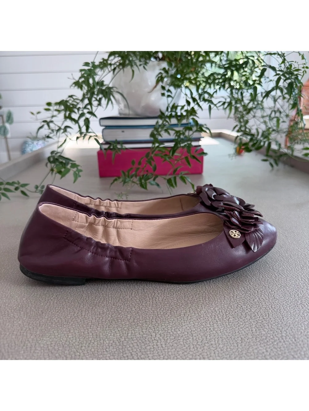 Tory Burch Women's Burgundy Leather Ballet Flats | Floral Detail Size 8.5